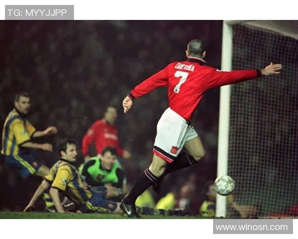 足球明星魅力四射瞬间合集让你领略他们的帅气风采与精彩表现 足球明星魅力四射瞬间合集让你领略他们的帅气风采与精彩表现