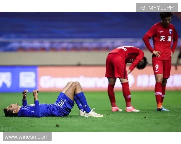 足球明星独特睡姿揭秘视频让你大开眼界的休息方式与训练效果分析 足球明星独特睡姿揭秘视频让你大开眼界的休息方式与训练效果分析