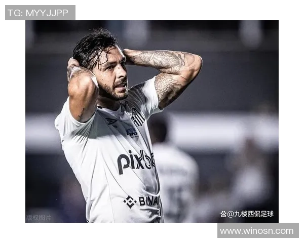 足球明星阿兰特斯的传奇之路与辉煌成就揭秘 足球明星阿兰特斯的传奇之路与辉煌成就揭秘